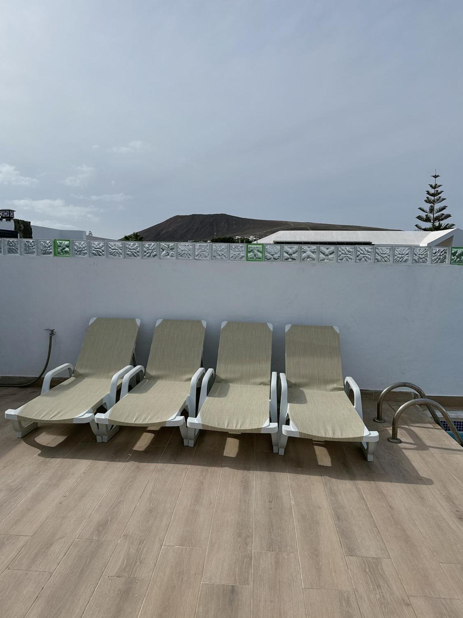 Villa Johnny Плая Бланка Екстериор снимка